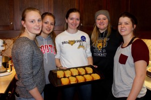 Dal Women's